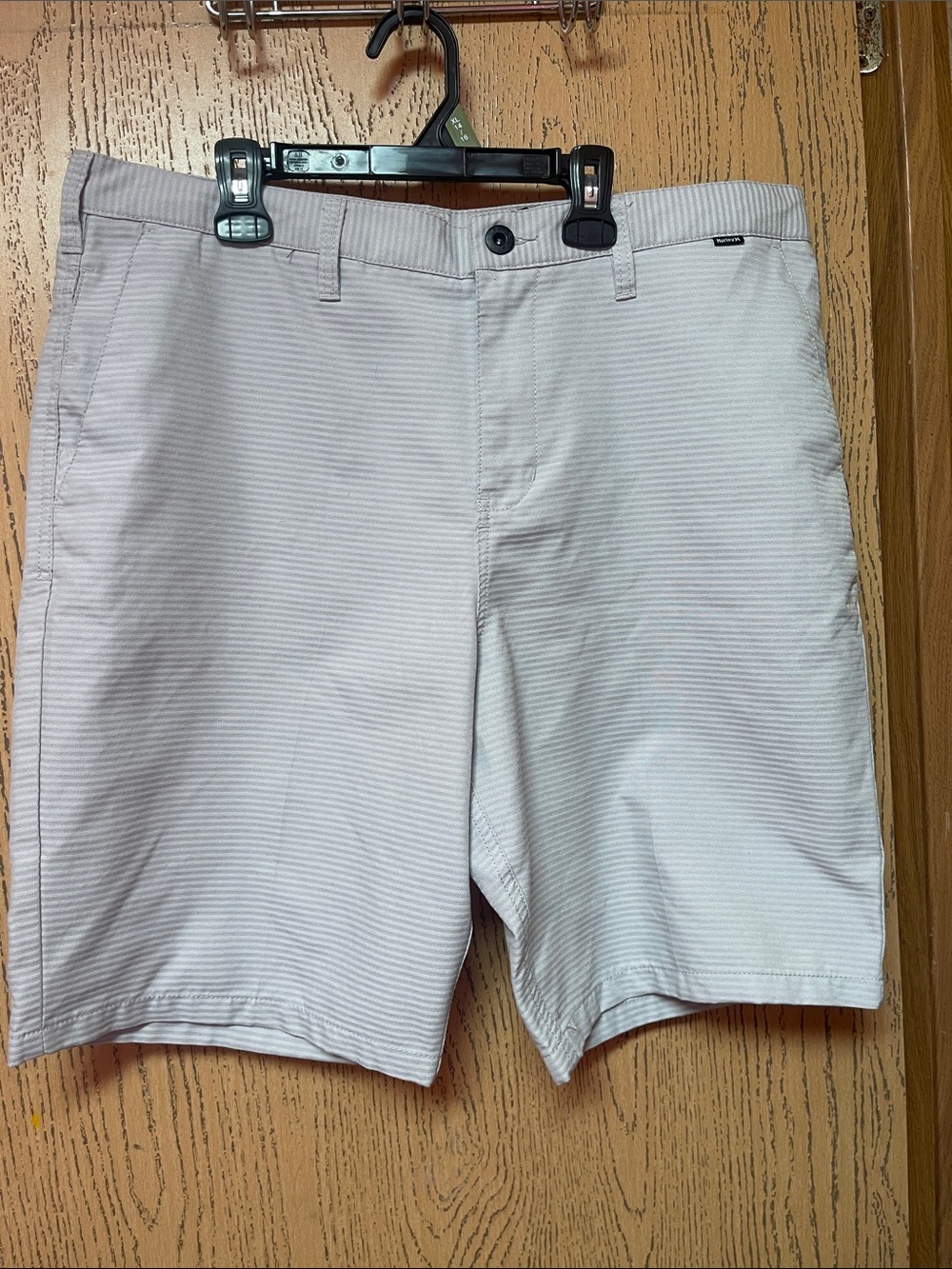 Hurley Light Gray Striped Flat Front Men's Shorts